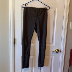 Women’s long workout leggings